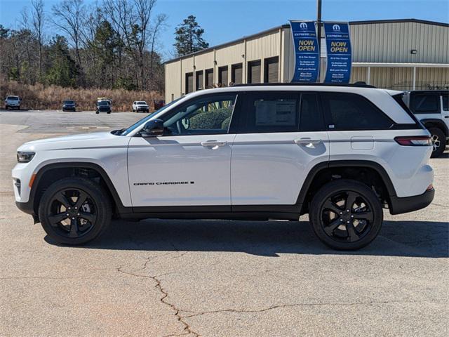 new 2025 Jeep Grand Cherokee car, priced at $41,113