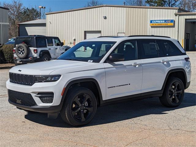 new 2025 Jeep Grand Cherokee car, priced at $41,113