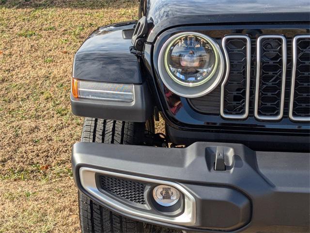 new 2025 Jeep Wrangler car, priced at $49,978