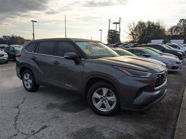 used 2021 Toyota Highlander car, priced at $28,699