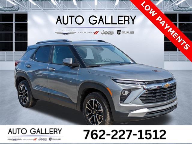 used 2024 Chevrolet TrailBlazer car, priced at $23,599