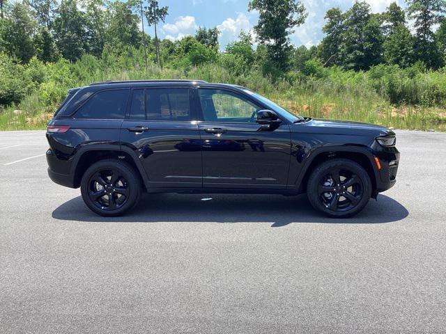 new 2024 Jeep Grand Cherokee car, priced at $47,535