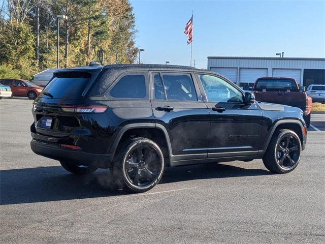 new 2024 Jeep Grand Cherokee car, priced at $43,505