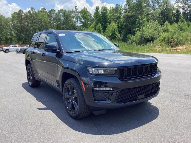 new 2024 Jeep Grand Cherokee car, priced at $47,535