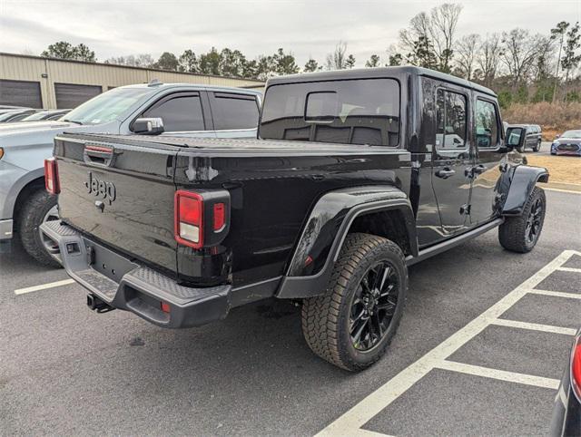 new 2025 Jeep Gladiator car, priced at $43,357