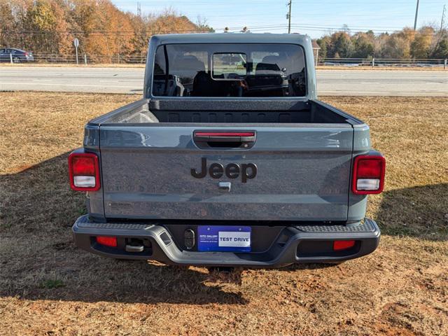 new 2025 Jeep Gladiator car, priced at $42,111