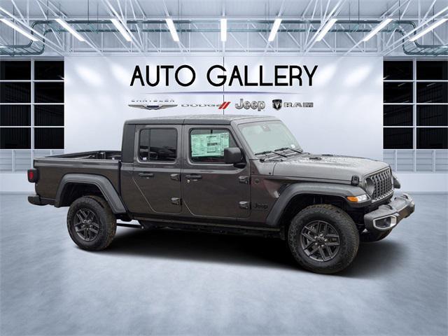 new 2025 Jeep Gladiator car, priced at $46,220