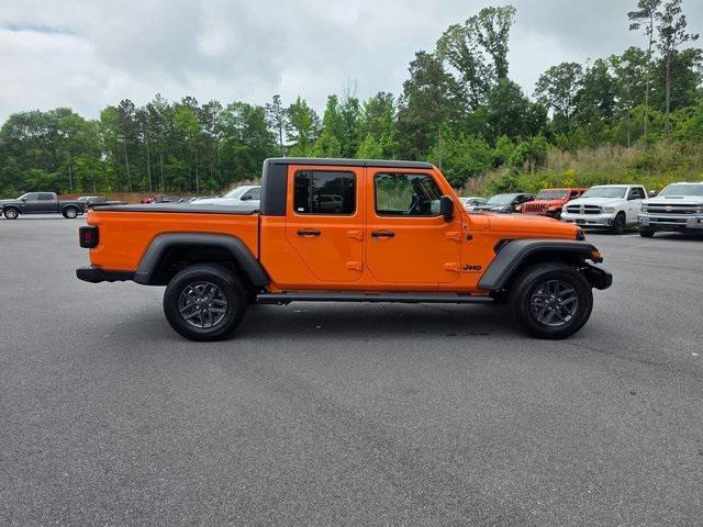 new 2025 Jeep Gladiator car, priced at $44,002