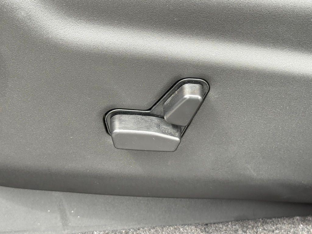 new 2025 Dodge Durango car, priced at $38,632