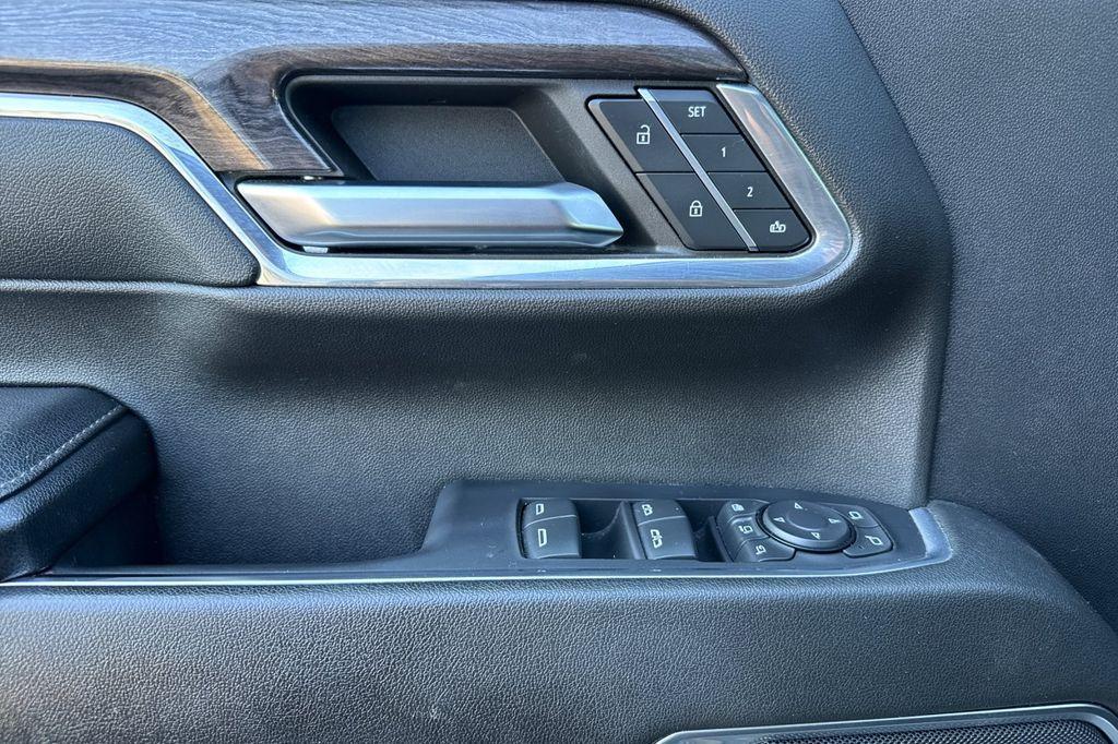 used 2024 Chevrolet Silverado 2500 car, priced at $62,888