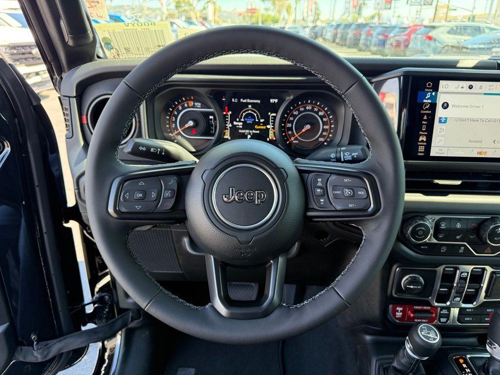 new 2025 Jeep Gladiator car, priced at $52,865