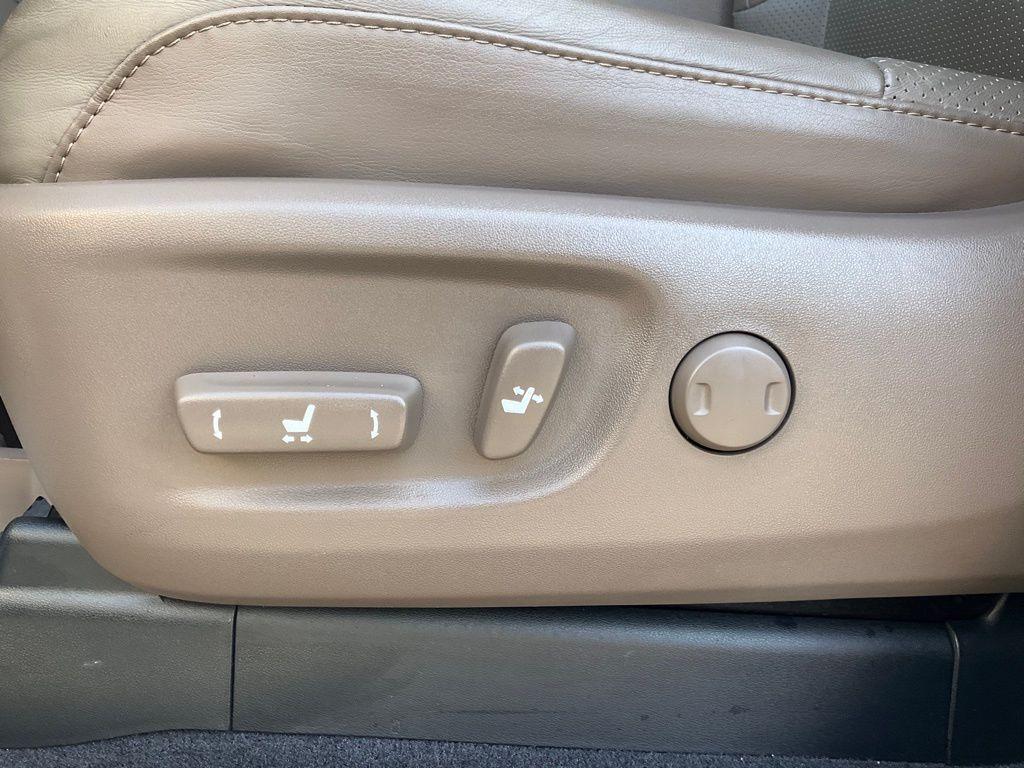 used 2022 Lexus GX 460 car, priced at $50,995