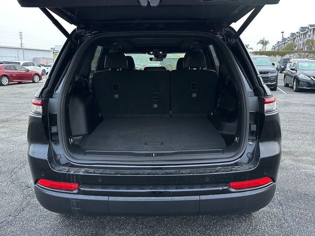 new 2025 Jeep Grand Cherokee L car, priced at $34,708