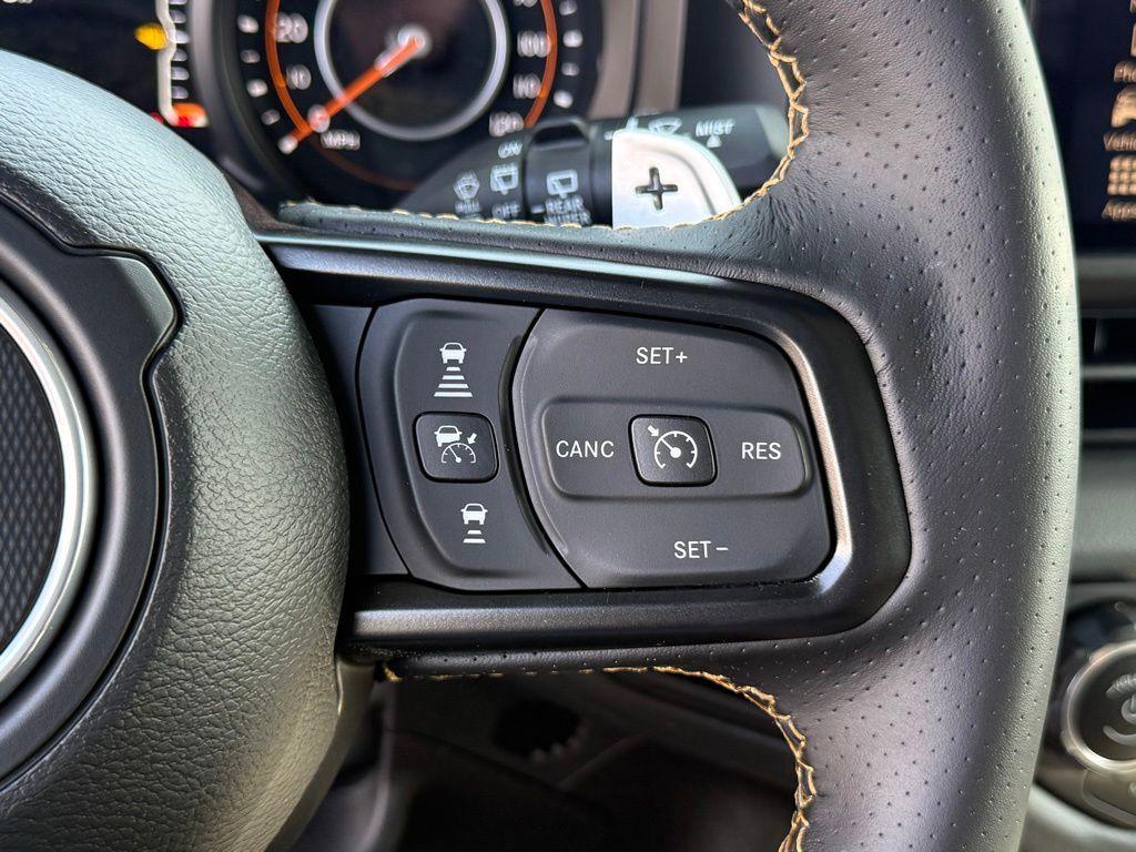 new 2025 Jeep Wrangler car, priced at $92,682