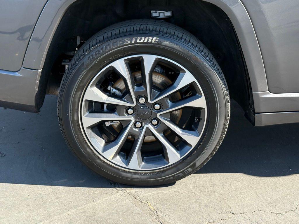 used 2023 Jeep Grand Cherokee L car, priced at $34,995