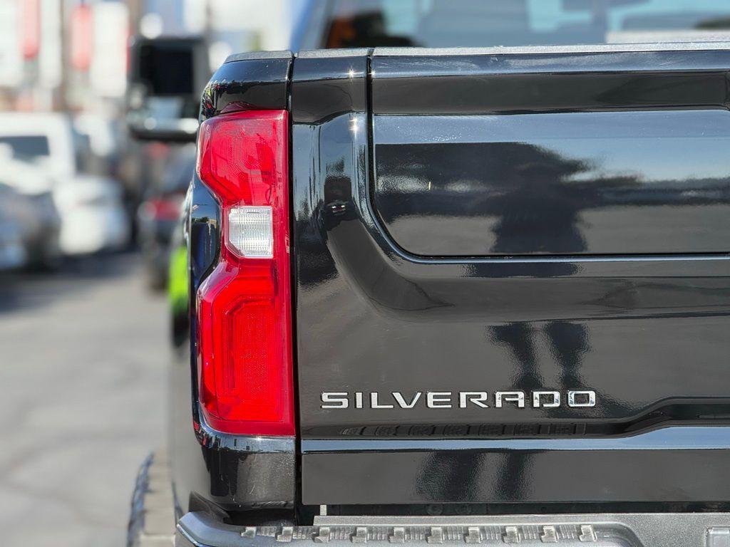 used 2023 Chevrolet Silverado 2500 car, priced at $59,994