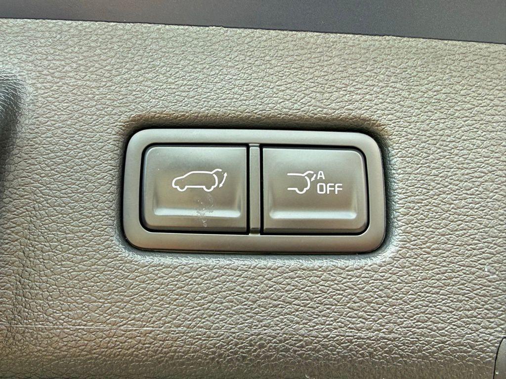 used 2025 Kia Telluride car, priced at $31,340