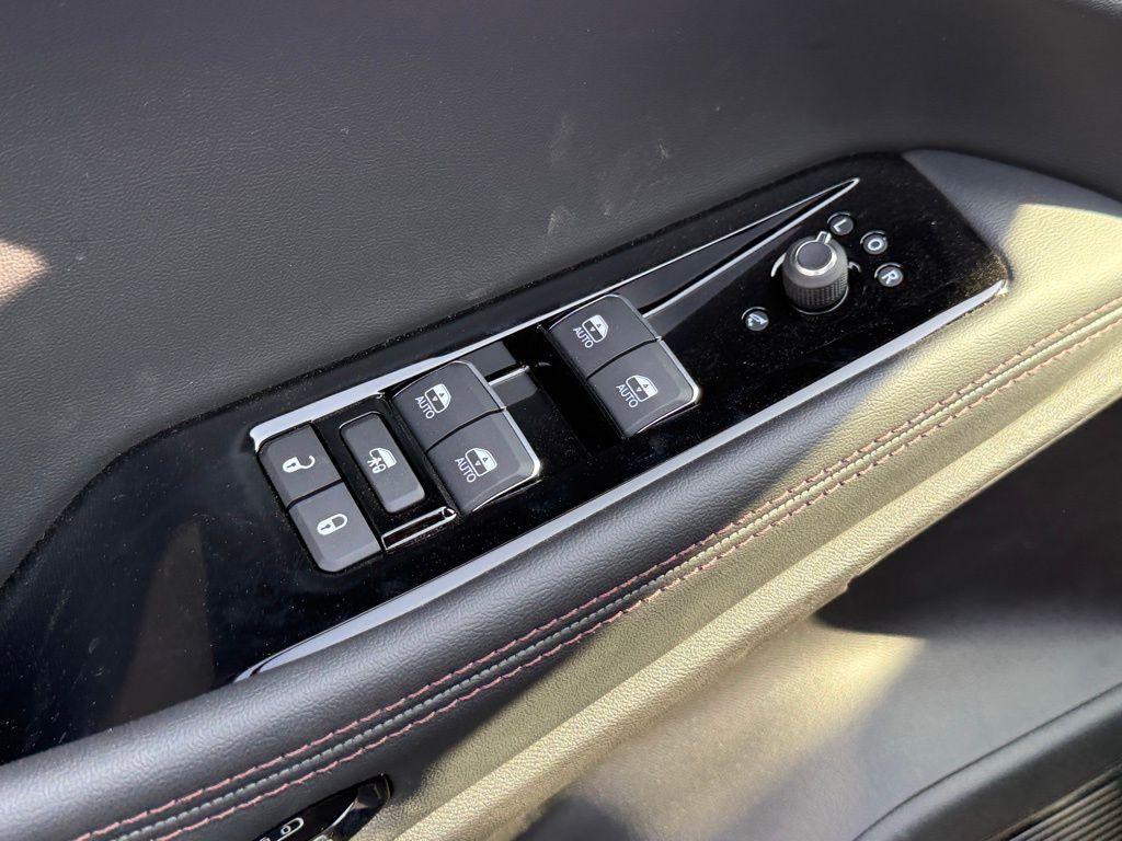 new 2025 Jeep Wagoneer S car, priced at $38,011