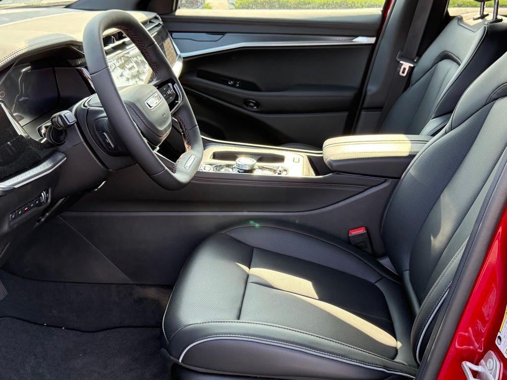 new 2025 Jeep Wagoneer S car, priced at $38,011