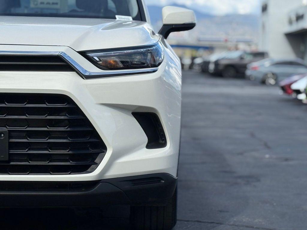 used 2024 Toyota Grand Highlander car, priced at $43,888