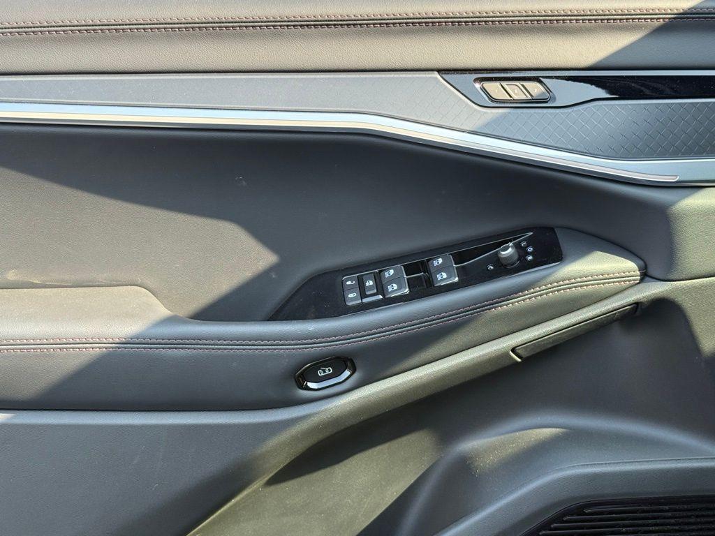 new 2025 Jeep Wagoneer S car, priced at $38,011