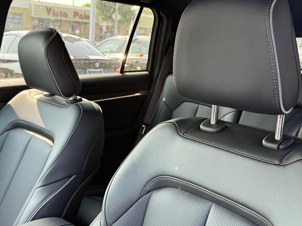 new 2025 Jeep Wagoneer S car, priced at $38,011