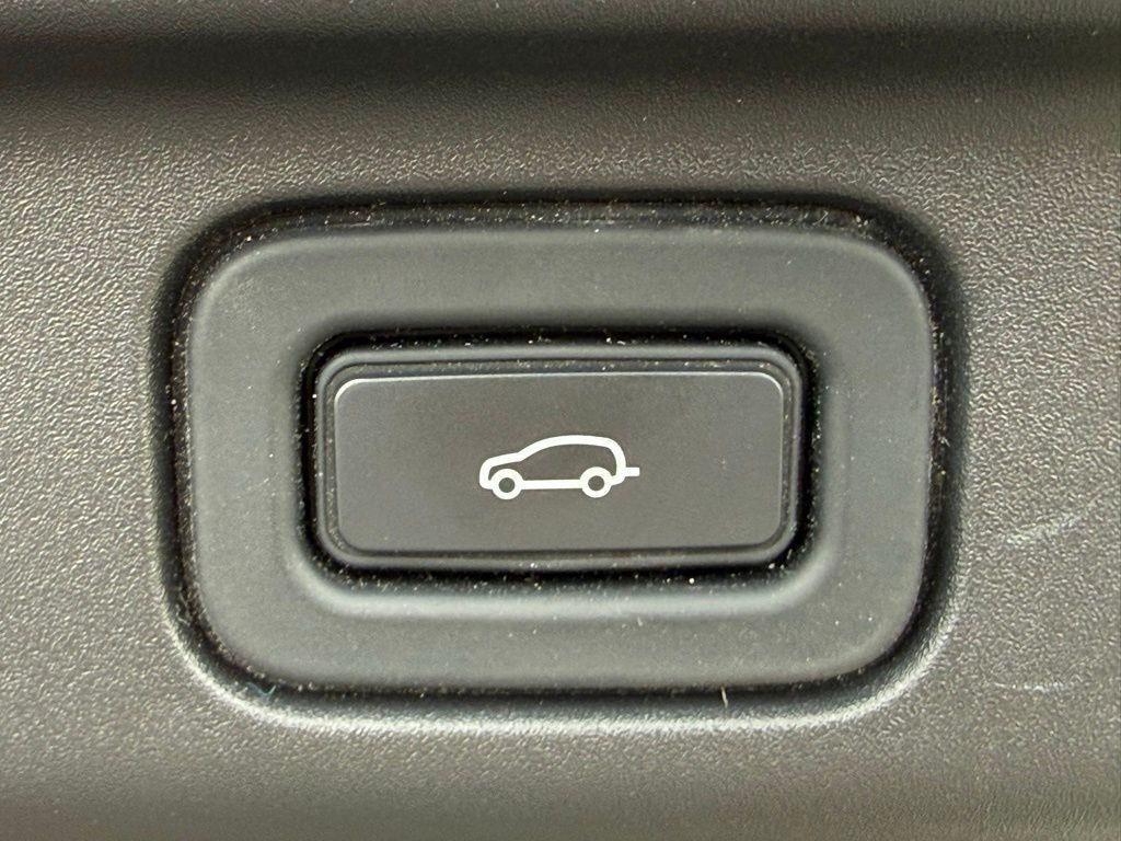 used 2023 Land Rover Range Rover car, priced at $89,997