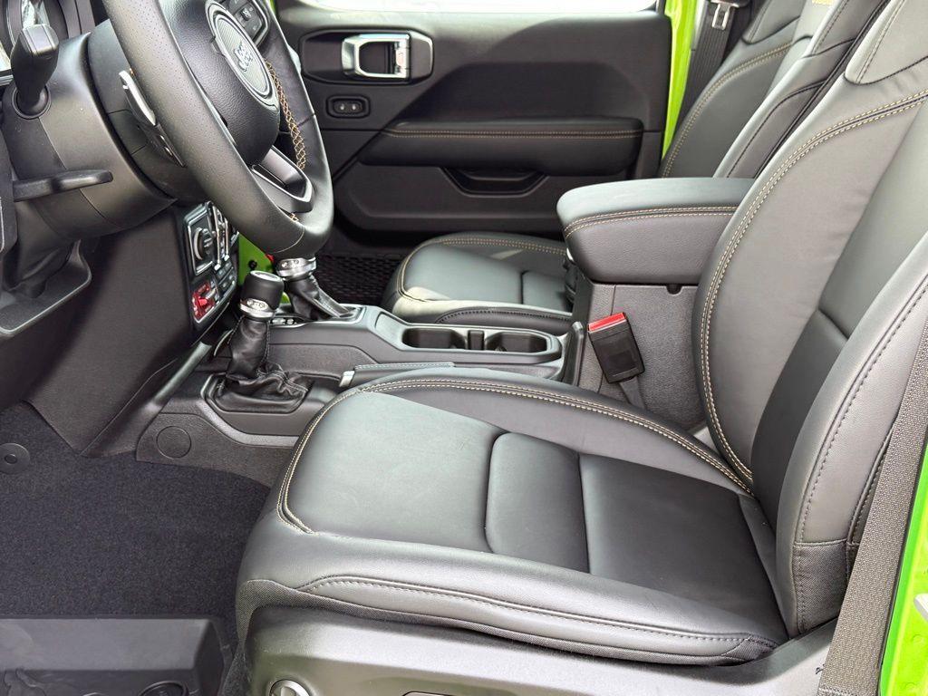 new 2025 Jeep Wrangler car, priced at $92,327