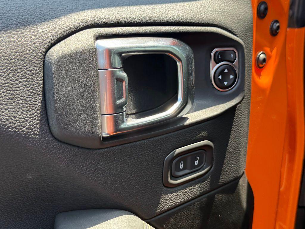 new 2025 Jeep Wrangler car, priced at $92,597