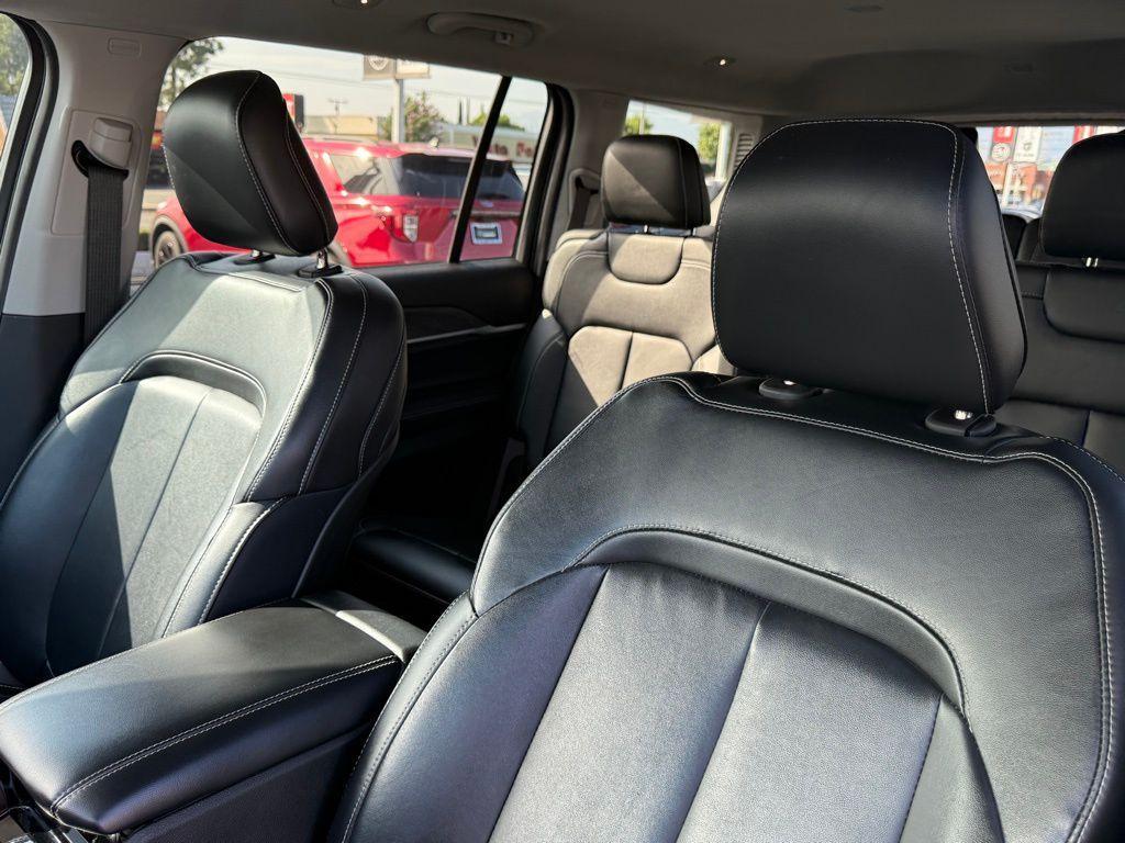 used 2021 Jeep Grand Cherokee L car, priced at $28,995