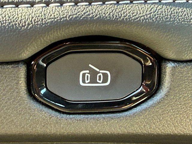 new 2026 Dodge Charger Daytona car