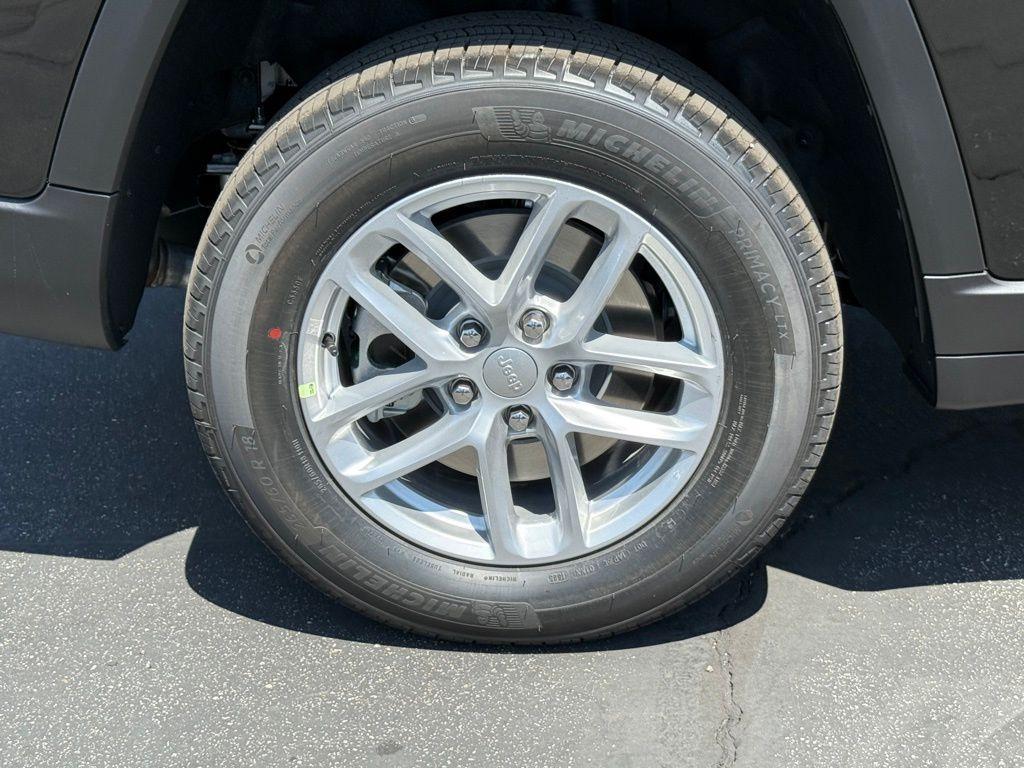 new 2025 Jeep Grand Cherokee L car, priced at $30,463