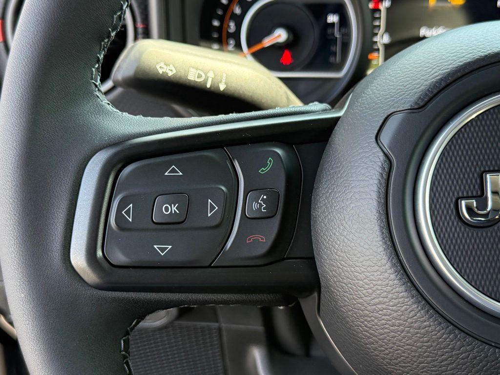 new 2025 Jeep Gladiator car, priced at $52,865