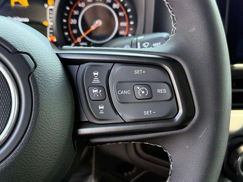 new 2025 Jeep Gladiator car, priced at $52,865