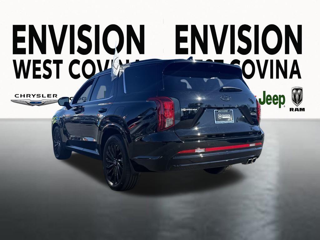 used 2025 Hyundai Palisade car, priced at $42,301