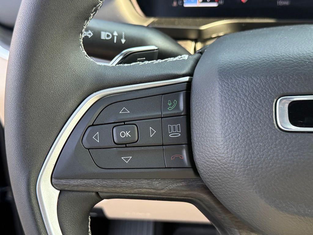 new 2025 Jeep Grand Cherokee L car, priced at $41,552