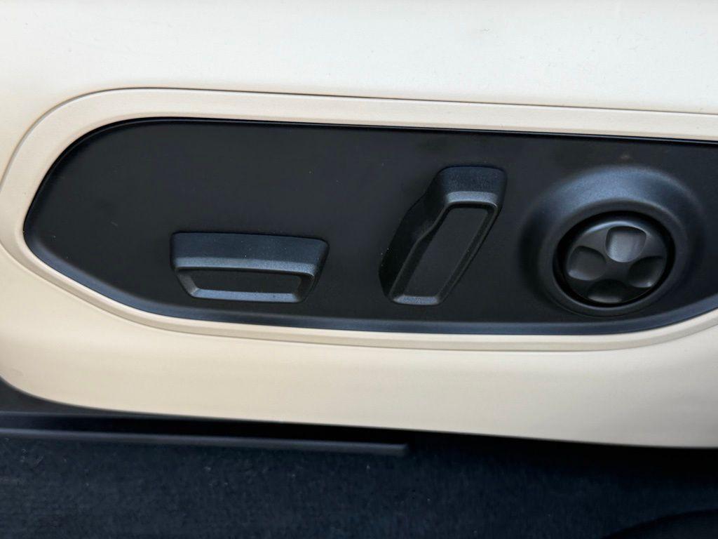 new 2025 Jeep Grand Cherokee L car, priced at $41,552