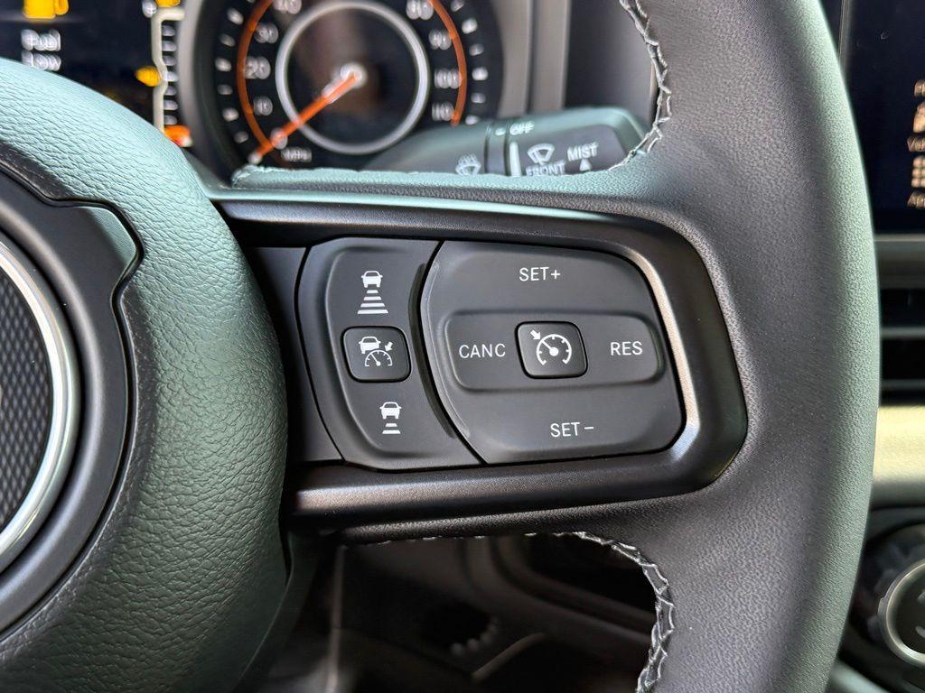 new 2025 Jeep Gladiator car, priced at $46,488