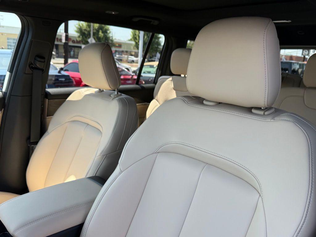 new 2025 Jeep Grand Cherokee L car, priced at $42,552