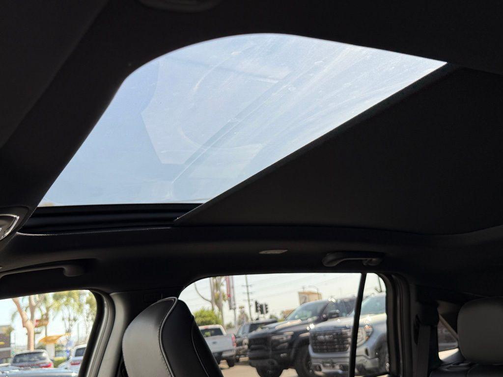 new 2025 Jeep Wagoneer S car, priced at $38,011