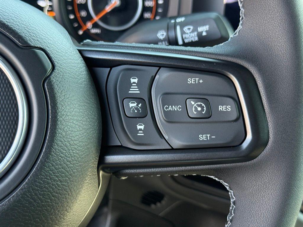 new 2025 Jeep Gladiator car, priced at $52,865