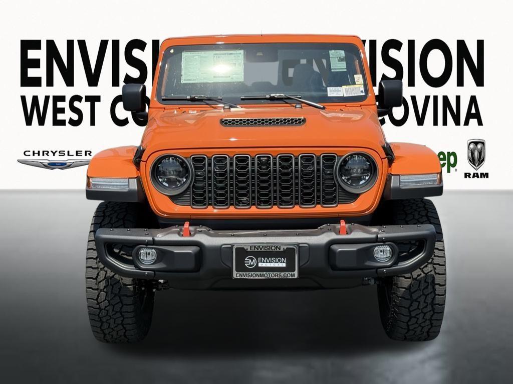 new 2025 Jeep Gladiator car, priced at $53,076