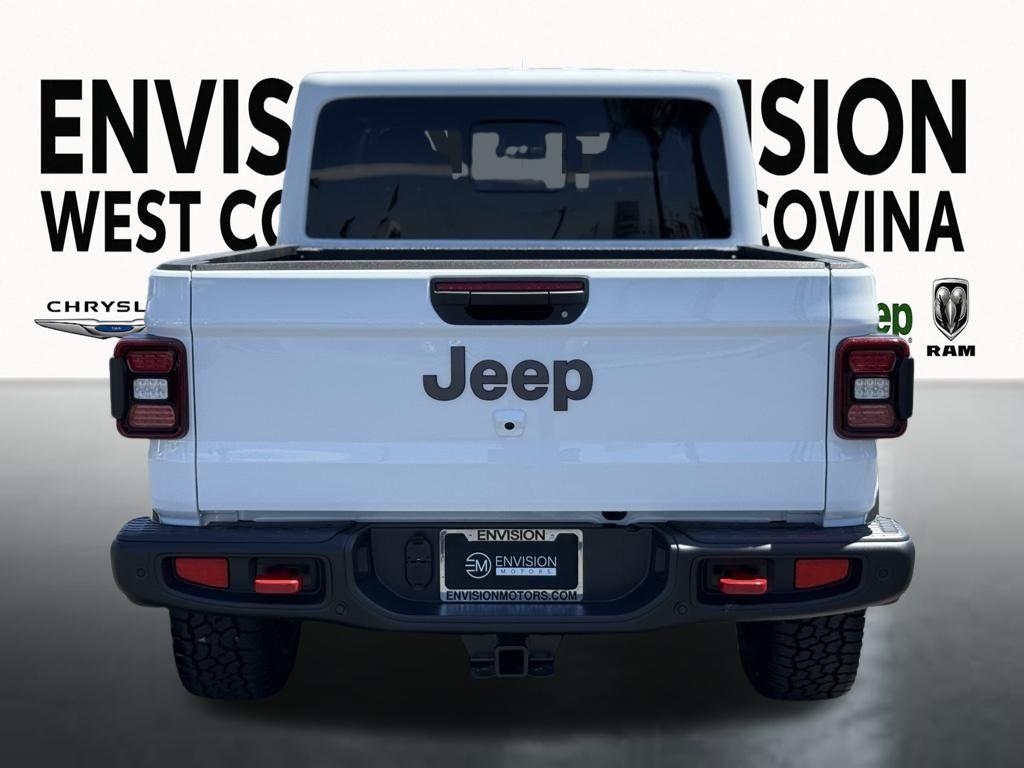 new 2025 Jeep Gladiator car, priced at $52,329
