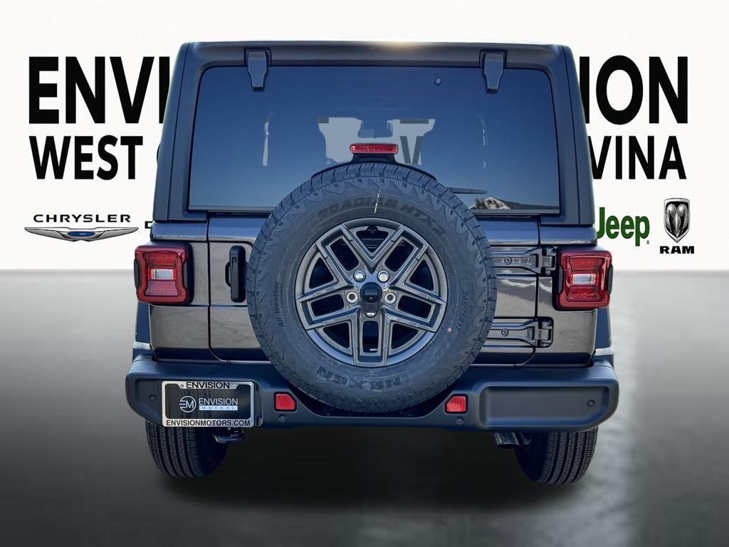 new 2025 Jeep Wrangler car, priced at $40,103