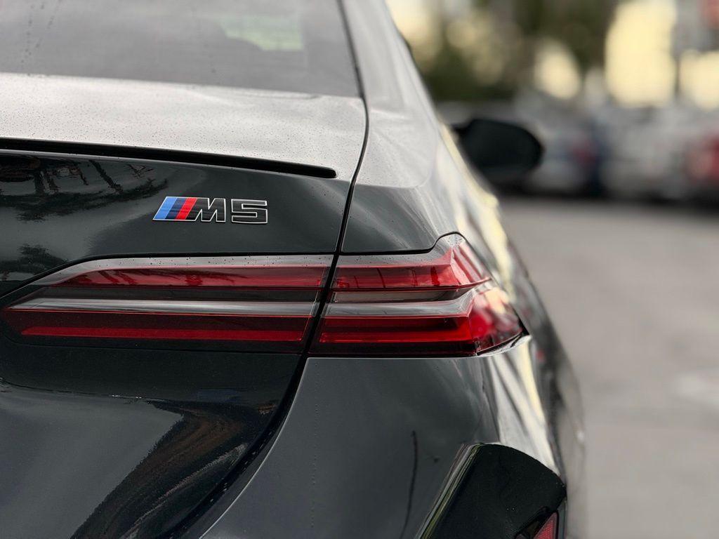 used 2025 BMW M5 car, priced at $113,562