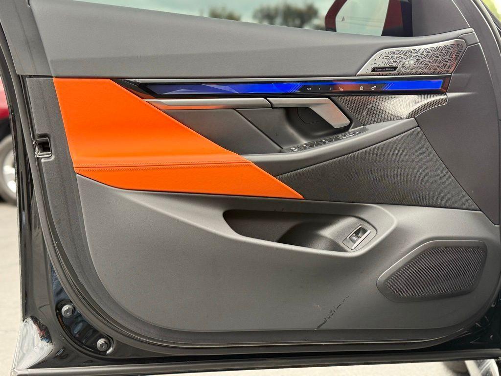 used 2025 BMW M5 car, priced at $113,562