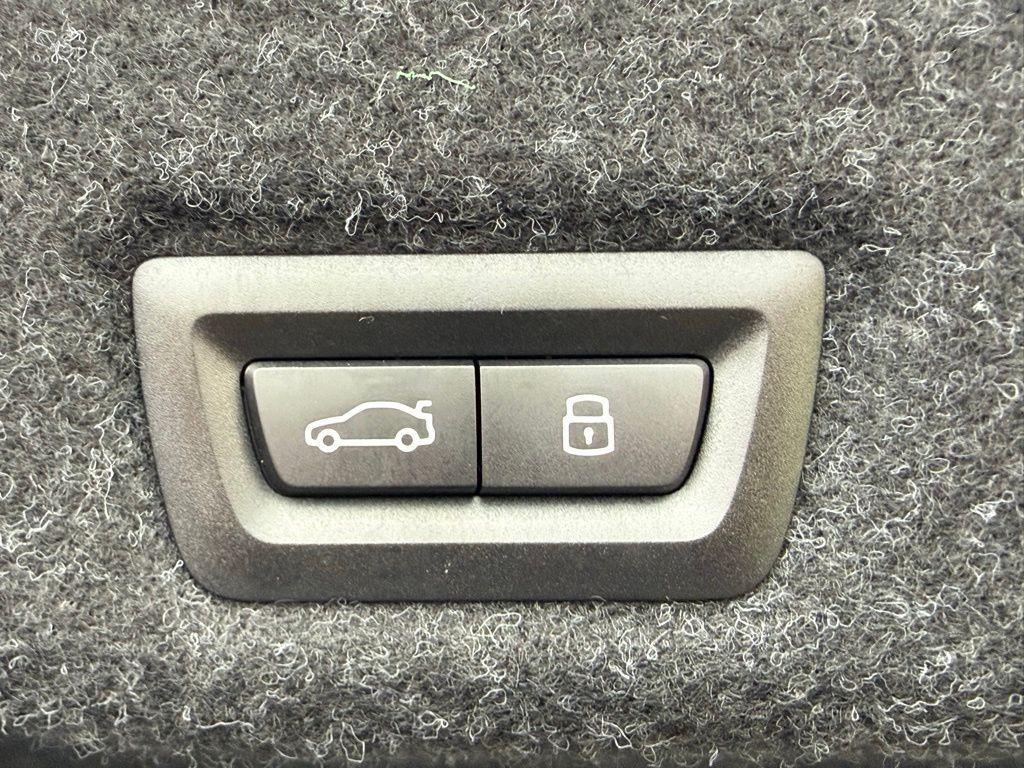 used 2025 BMW M5 car, priced at $113,562