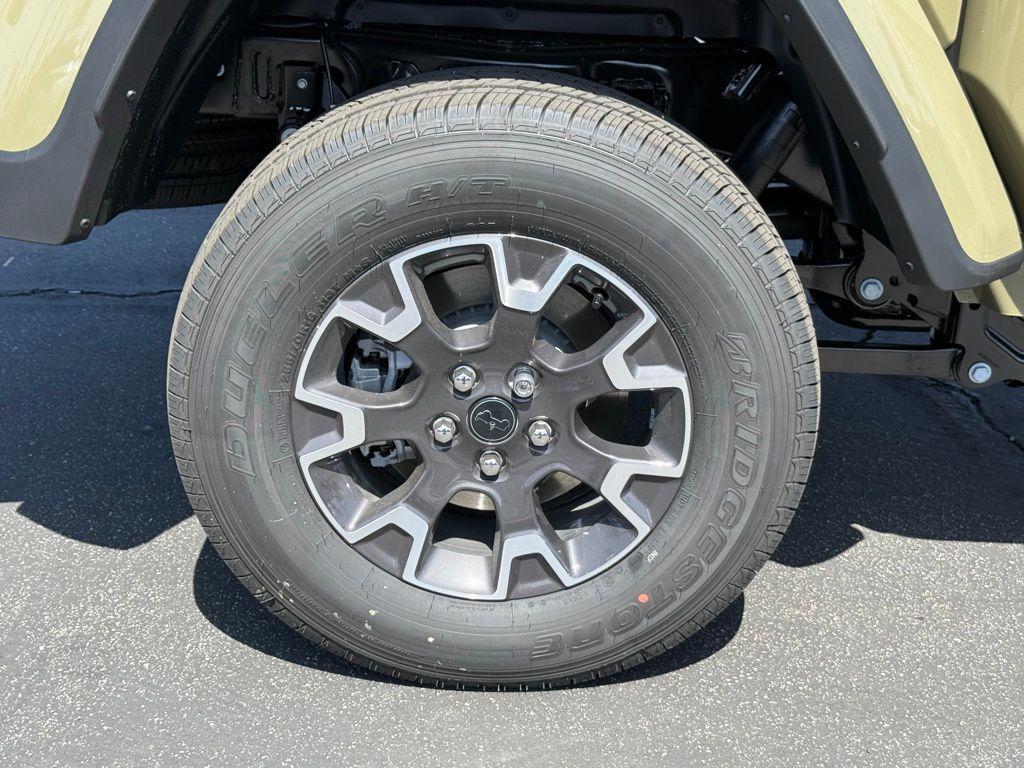 new 2025 Jeep Gladiator car, priced at $45,183