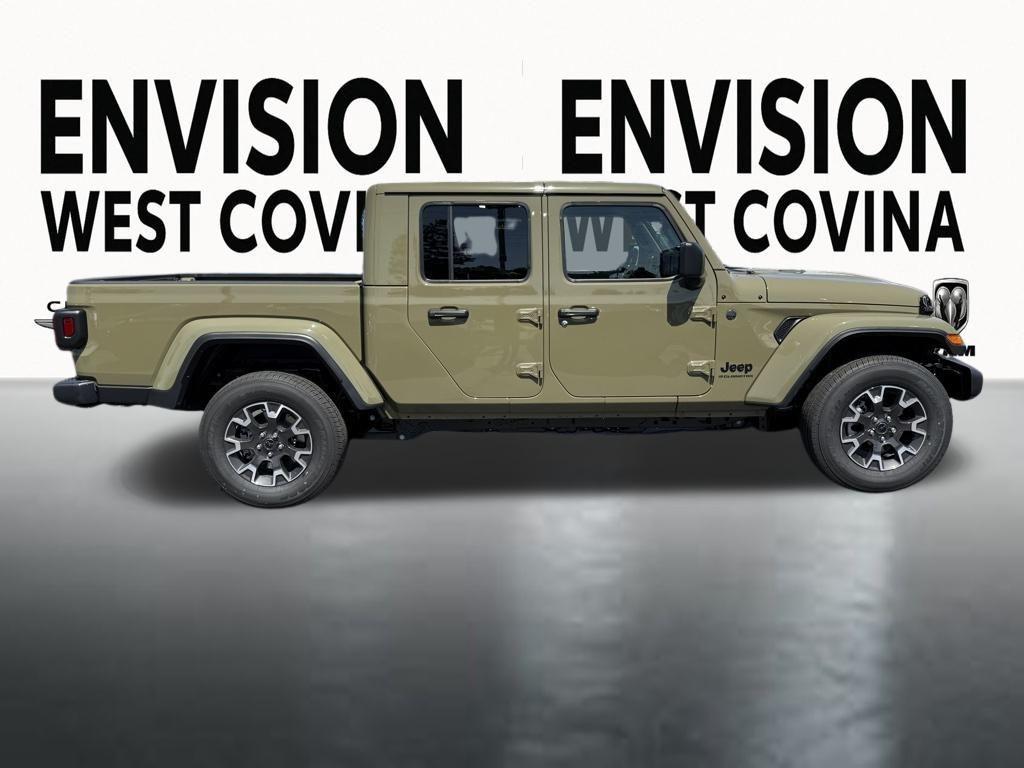 new 2025 Jeep Gladiator car, priced at $45,183