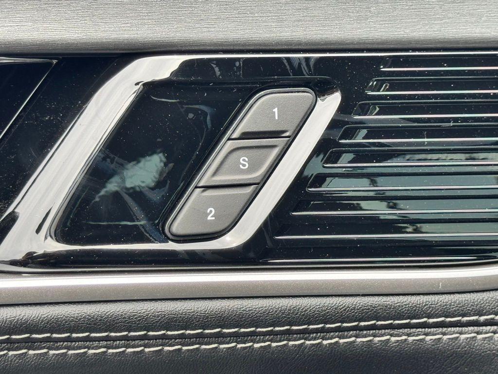 new 2025 Jeep Wagoneer car, priced at $73,957